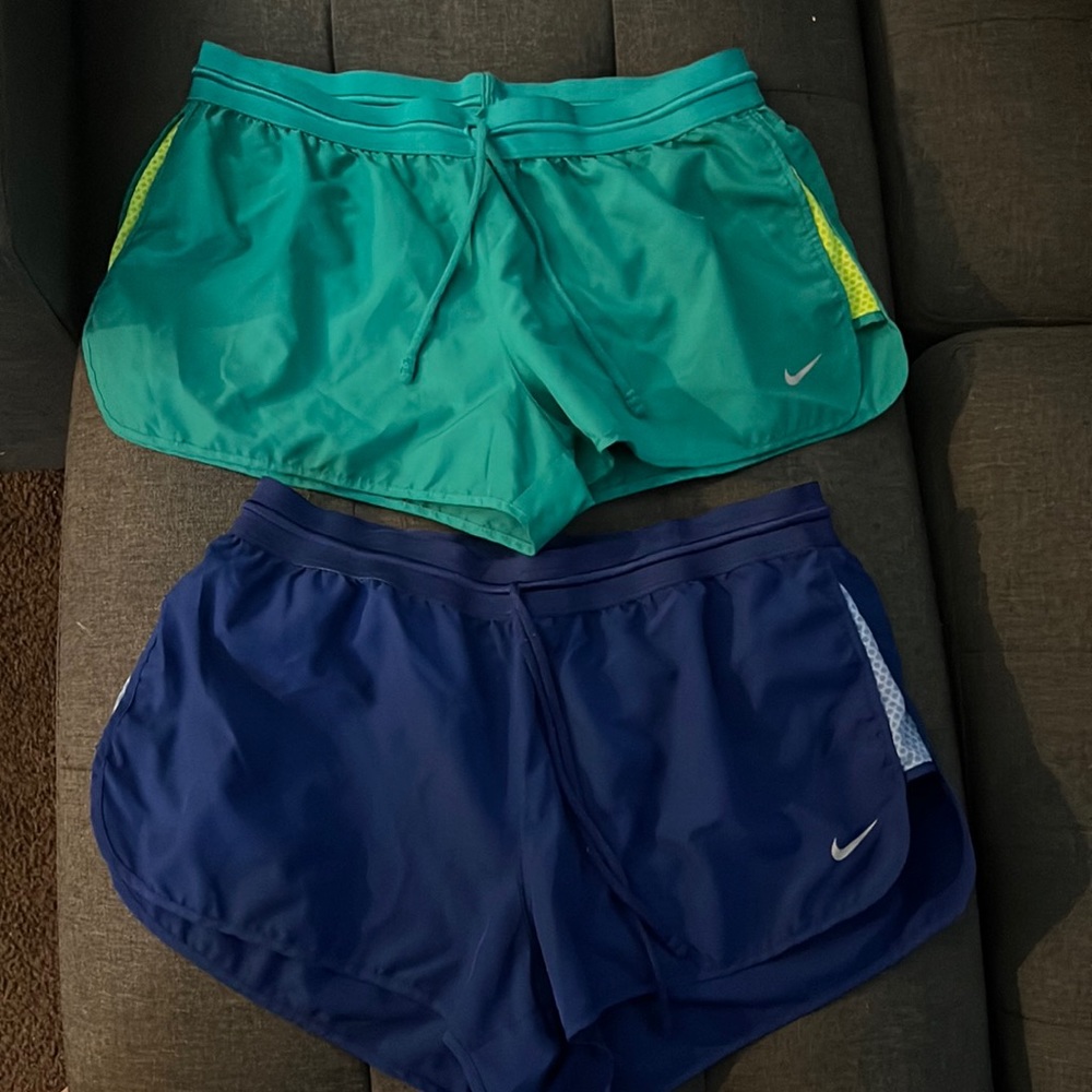 Selling both of these nike shorts for 10$!